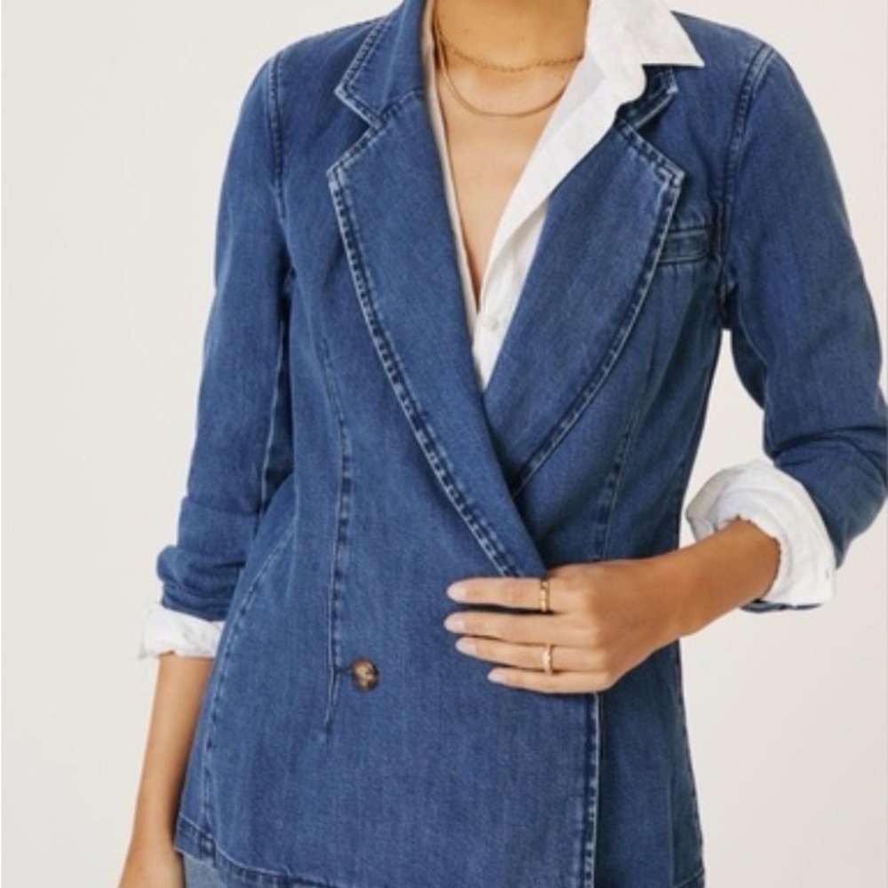 Listicle Classic Blue Denim Blazer large nwt